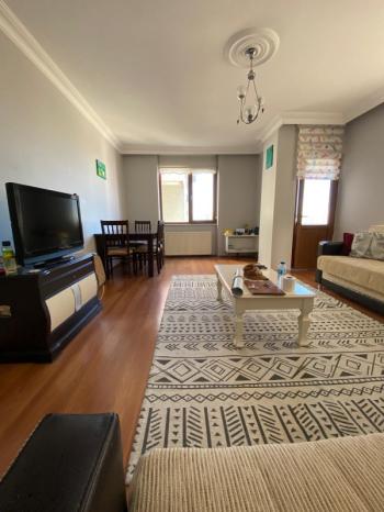 Güzelyalı SATILIK Daire  3 + 1, 110 m² 3 katlı bina da 2. kat