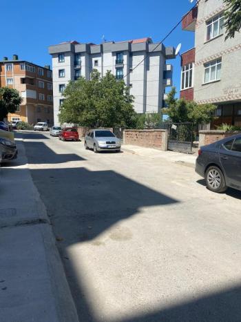 Güzelyalı SATILIK Daire  3 + 1, 110 m² 3 katlı bina da 2. kat