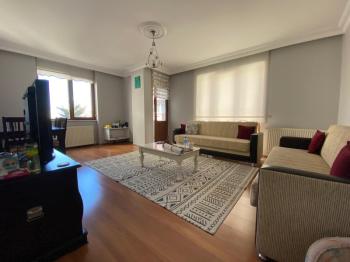 Güzelyalı SATILIK Daire  3 + 1, 110 m² 3 katlı bina da 2. kat