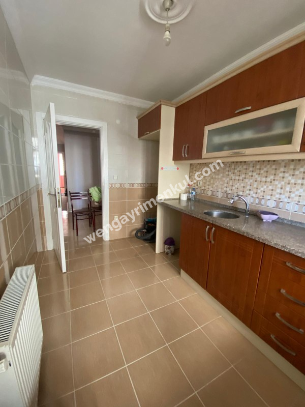 Güzelyalı SATILIK Daire  3 + 1, 110 m² 3 katlı bina da 2. kat