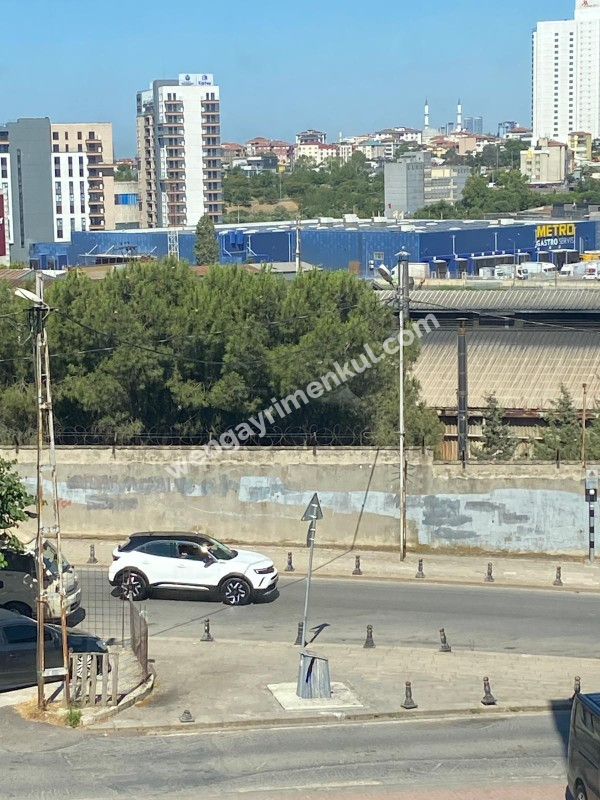 Güzelyalı SATILIK Daire  3 + 1, 110 m² 3 katlı bina da 2. kat