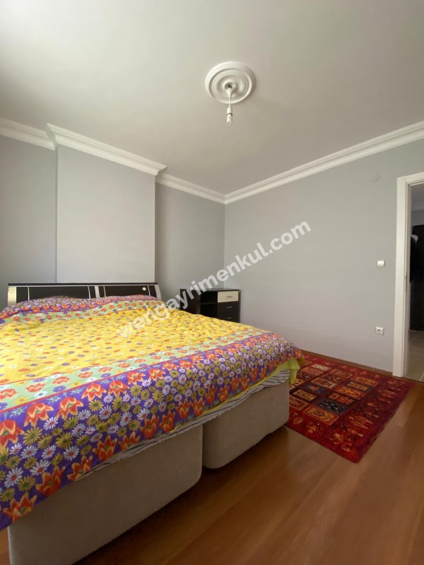 Güzelyalı SATILIK Daire  3 + 1, 110 m² 3 katlı bina da 2. kat