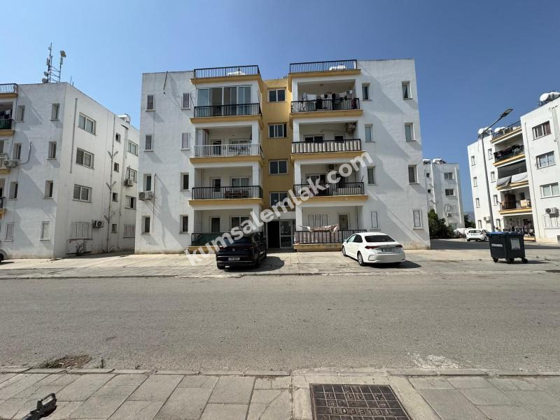 HASPOLAT BELEDİYE EVLERİNDE SATILIK 2 + 1 DAİRE 