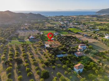 MUĞLA DATÇA KARAKÖYDE SATILIK TARLA EV VE AHIR