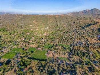 MUĞLA DATÇA KARAKÖYDE SATILIK TARLA EV VE AHIR