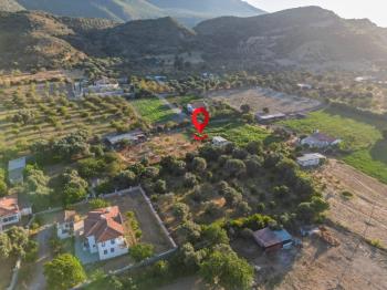 MUĞLA DATÇA KARAKÖYDE SATILIK TARLA EV VE AHIR