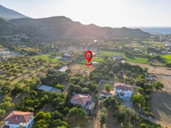 MUĞLA DATÇA KARAKÖYDE SATILIK TARLA EV VE AHIR