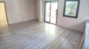 A24 Vizyondan Şirinyerde Balkon Bahçe 1+1 D.gaz Kombi