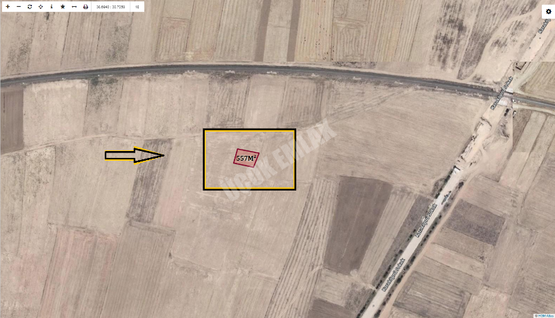 AFYON ÜÇOK EMLAKTAN SÜLÜMENLİ KASABASI SATILIK İMARLI ARSALAR