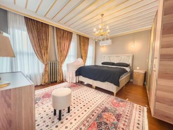 FATİH'TE EŞYALI SATILIK TARİHİ KONAK 5+1 / HÜRREM ÇAVUŞ KONAĞI