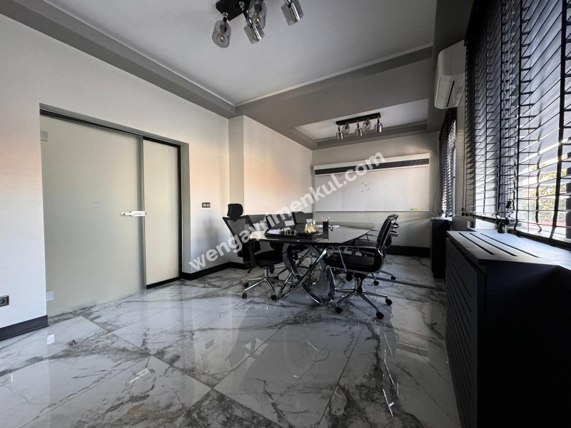 LEVENT'TE KİRALIK 700 M2 MÜSTAKİL VİLLA / OFİS / İŞ YERİ