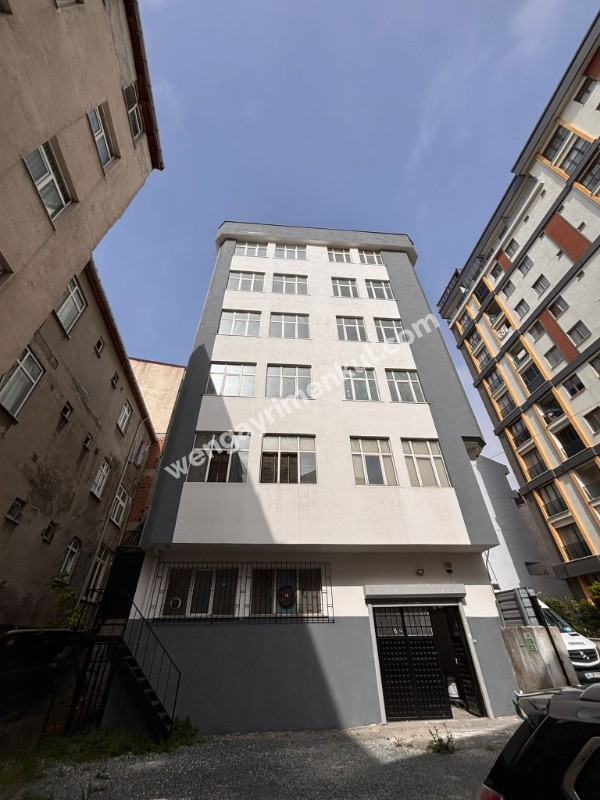 HALKALI MERKEZ MAHALLESİ 2915M2 KİRALIK KOMPLE BİNA