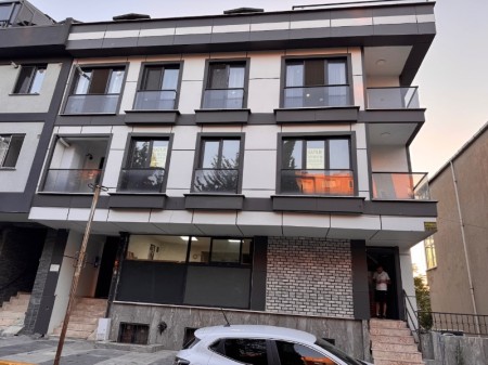 Çırçır Metroya 2 Dk | 1.Kat | 3+1 Asansörlü Sıfır Satılık Daire 