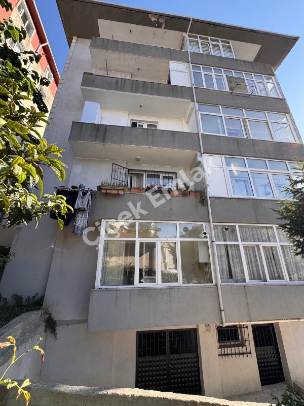 Akşemsettin Bakırköy Belde Sitesi'nde Yüksek Giriş 2+1 Satılık Daire