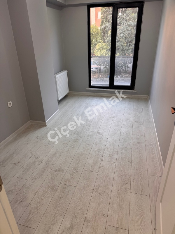 Çırçır Metroya 2 Dk | 1.Kat | 3+1 Asansörlü Sıfır Satılık Daire 