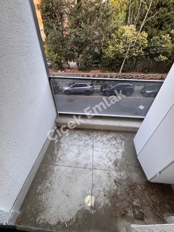 Çırçır Metroya 2 Dk | 1.Kat | 3+1 Asansörlü Sıfır Satılık Daire 