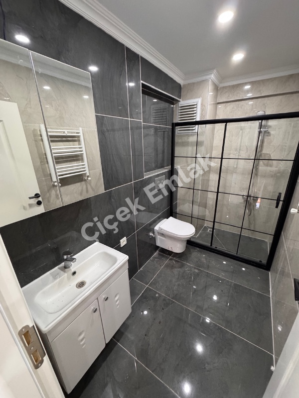 Çırçır Metroya 2 Dk | 1.Kat | 3+1 Asansörlü Sıfır Satılık Daire 