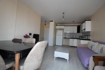 ASLAN'DAN ÜNİ. CADDESİ GROSERİ CİV. FULL EŞYALI GENİŞ 1+1