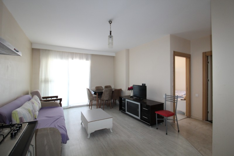 ASLAN'DAN ÜNİ. CADDESİ GROSERİ CİV. FULL EŞYALI GENİŞ 1+1