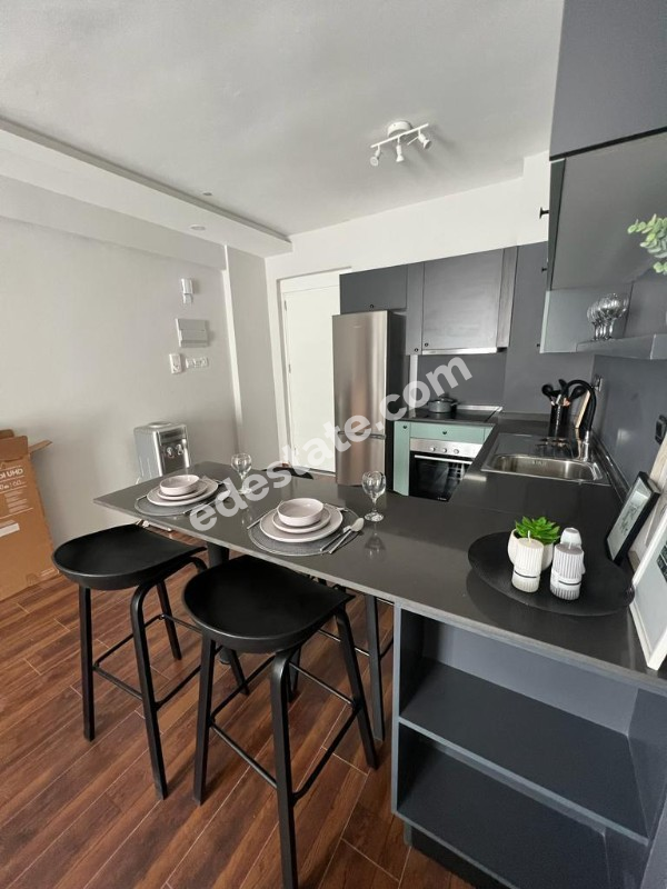 Lefkoşa Yenişehir Bölgesinde FULL EŞYALI SATILIK 2+1 DAİRE