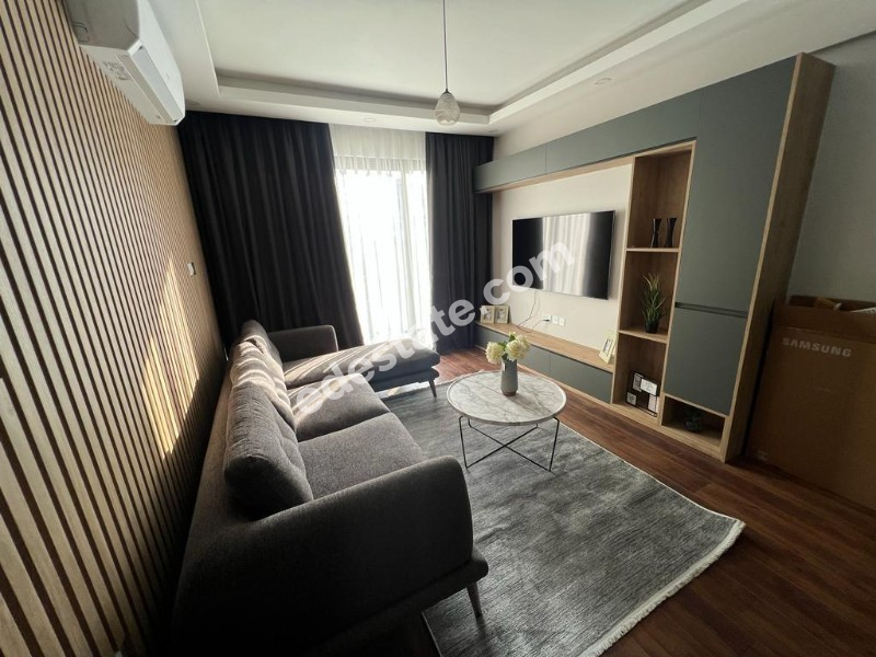 Lefkoşa Yenişehir Bölgesinde FULL EŞYALI SATILIK 2+1 DAİRE