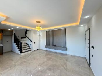 Didim Hisar Mahallesinde Satılık 3+1 Havuzlu Villa