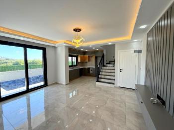 Didim Hisar Mahallesinde Satılık 3+1 Havuzlu Villa