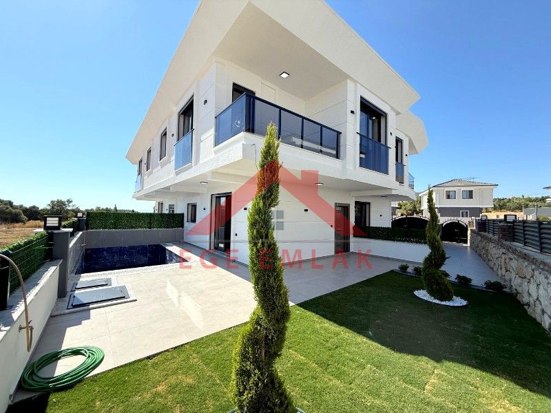 Didim Hisar Mahallesinde Satılık 3+1 Havuzlu Villa