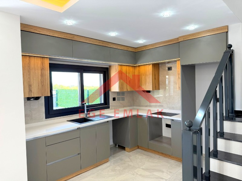 Didim Hisar Mahallesinde Satılık 3+1 Havuzlu Villa