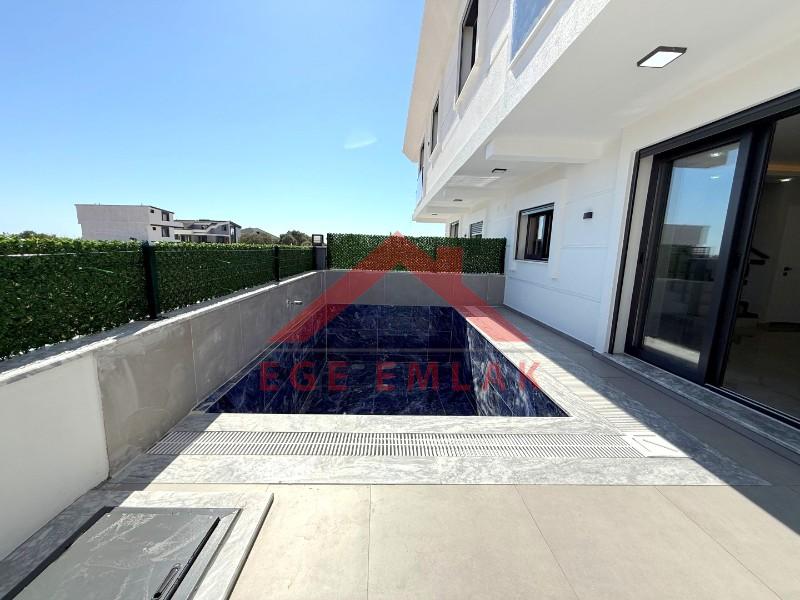 Didim Hisar Mahallesinde Satılık 3+1 Havuzlu Villa