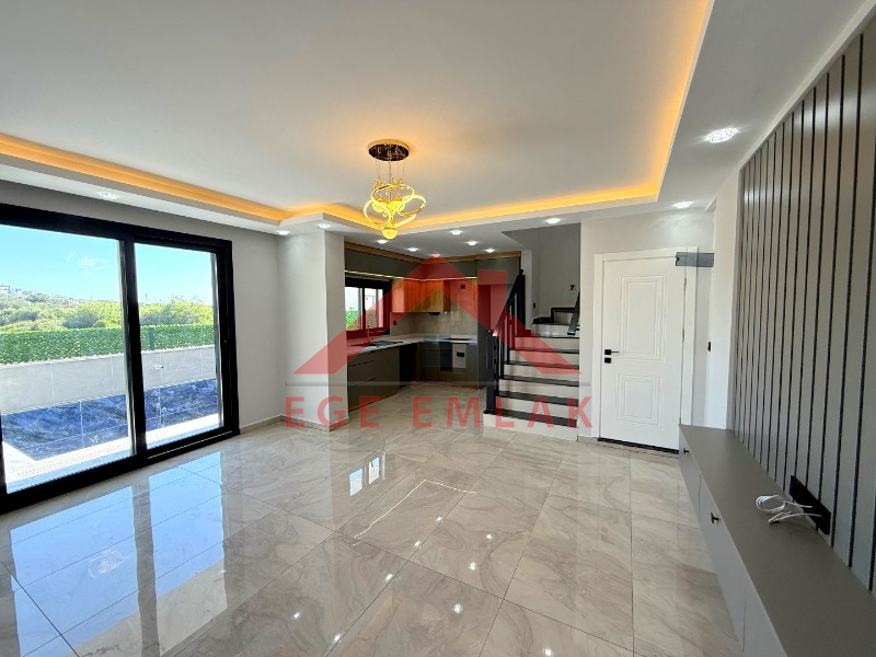 Didim Hisar Mahallesinde Satılık 3+1 Havuzlu Villa