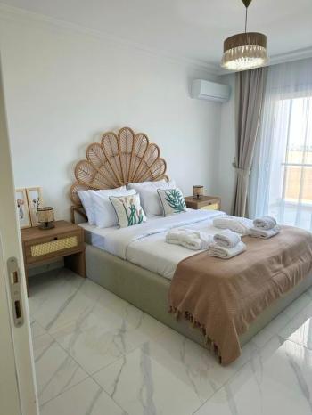 Kaçırılmayacak Kampanya  İskele Longbeach de Denize Yürüme Mesafesinde Taşınmaya Hazır Ful Eşyalı 50 Ay Vadeli 1+1 Daireler