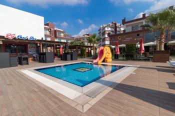İskele Long Beach’te Denize Yürüme Mesafesinde, Ful Eşyalı,  50 Ay Vade ile Stüdyo Taşınmaya Hazır Daireler Seni Bekliyor