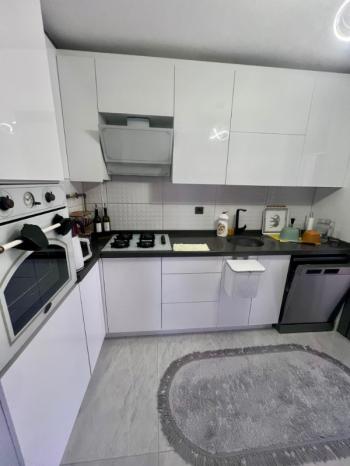 EMLAK HABERCİSİ 'NDEN MUDANYA HALİTPAŞA'DA OTOPARKLI SİTEDE İÇİ FULL YAPILI GENİŞ 2+1 DAİRE