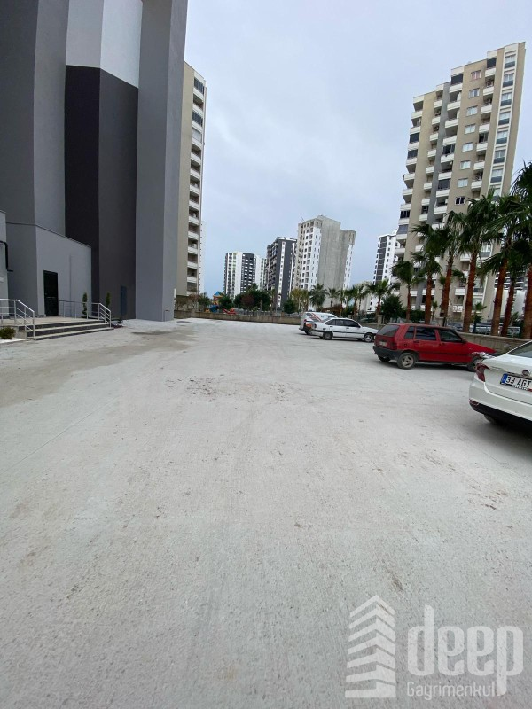 DEEP'TEN TECE'DE HAVUZLU SİTE İÇERİSİNDE 1+1 DAİRE