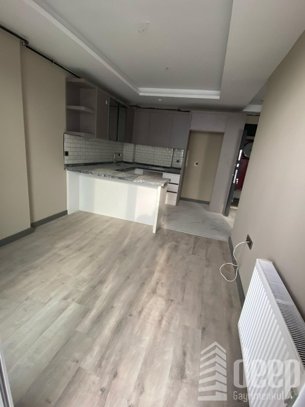 DEEP'TEN TECE'DE HAVUZLU SİTE İÇERİSİNDE 1+1 DAİRE