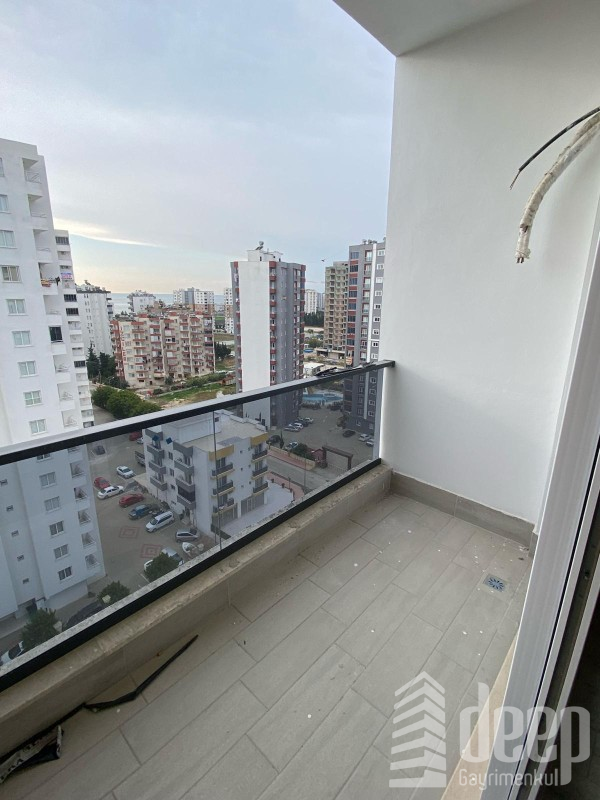 DEEP'TEN TECE'DE HAVUZLU SİTE İÇERİSİNDE 1+1 DAİRE