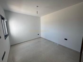 Lefkoşa Batıkent Bölgesinde YENİ SATILIK 3+1 ZEMİN KAT BAHÇELİ DAİRELER