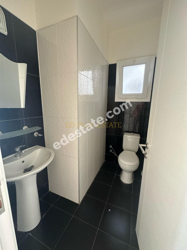 Lefkoşa Dumlupınar Bölgesinde BARBEKÜLÜ FULL EŞYALI SATILIK 3+1 DAİRE