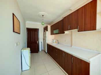 Cumhuriyet Caddesinde Kiralık Büyük Ofis