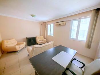 Cumhuriyet Caddesinde Kiralık Büyük Ofis