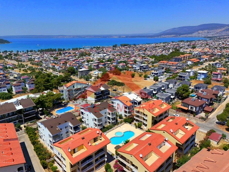 Akbük'ün Kalbinde Havuz Cepheli 2+1 Eşyalı Yazlık
