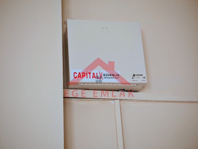 Cumhuriyet Caddesinde Kiralık Büyük Ofis