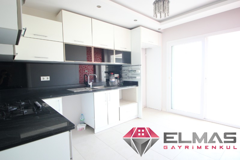 Elmas’tan Batıkent’te Bağımsız Mutfaklı Geniş Ve Gerçek 3+1