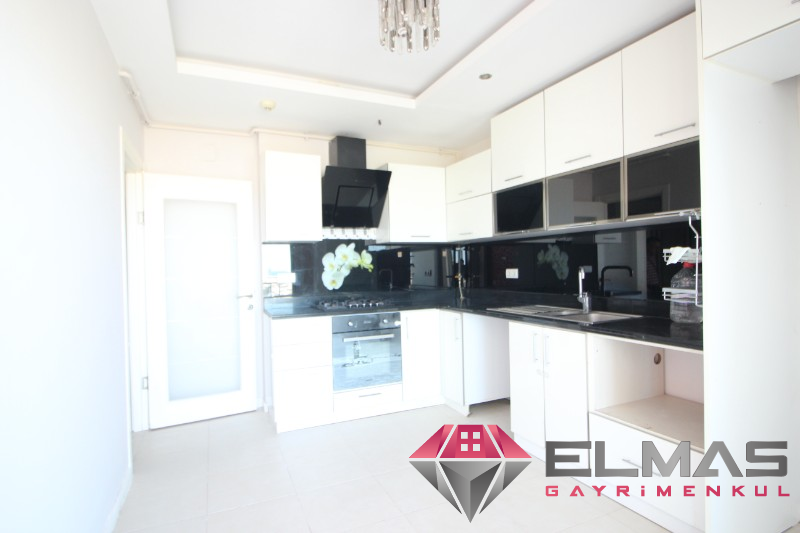 Elmas’tan Batıkent’te Bağımsız Mutfaklı Geniş Ve Gerçek 3+1