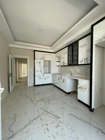 AFYON ÜÇOK EMLAKTAN ALİ İHSANPAŞA MAH 3+1 SATILIK LÜKS DAİRELER