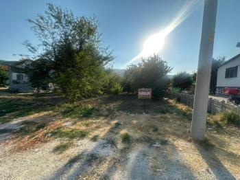 AFYON ÜÇOK EMLAKTAN ERKMEN DE KİRALIK 1.432M² ARAZİ