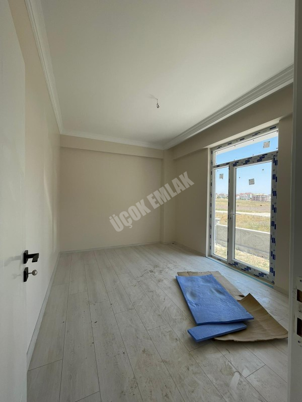 AFYON ÜÇOK EMLAKTAN ALİ İHSANPAŞA MAH 3+1 SATILIK LÜKS DAİRELER