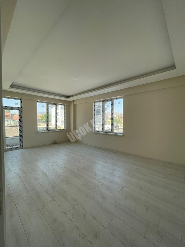 AFYON ÜÇOK EMLAKTAN ALİ İHSANPAŞA MAH 3+1 SATILIK LÜKS DAİRELER