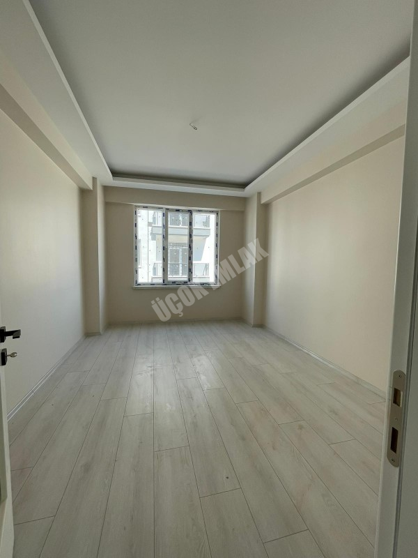 AFYON ÜÇOK EMLAKTAN ALİ İHSANPAŞA MAH 3+1 SATILIK LÜKS DAİRELER